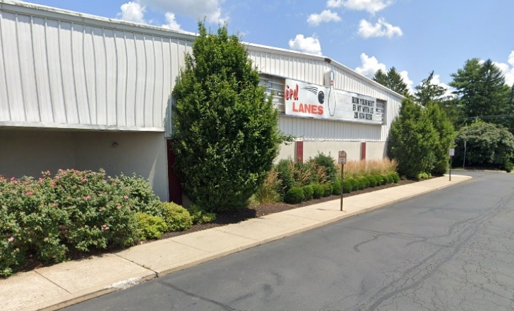 Warminster, PA, adoption agency near bowling