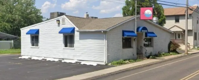 adoption center Warminster near restaurants